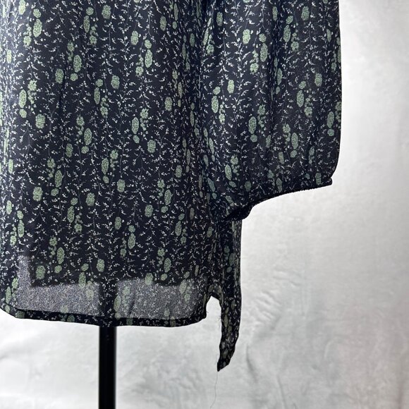 Beacon Apparel Black Green Floral Blouse Sz M 3/4 Sleeves Keyhole Flowy Fairy - Picture 4 of 12